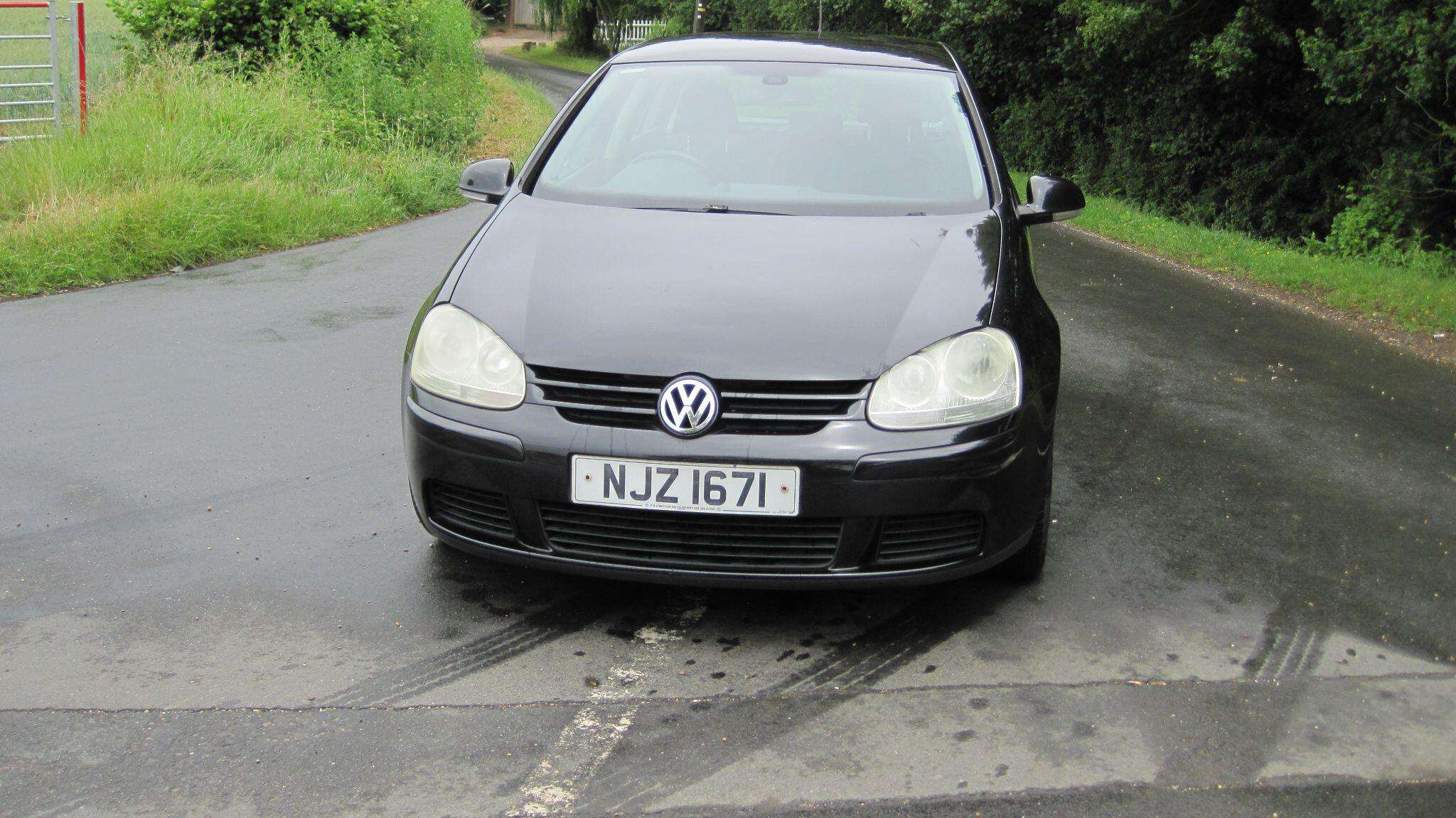 A 2007 VOLKSWAGEN GOLF 1.6 FSI Match 5dr A 2007 VOLKSWAGEN GOLF 1.6 FSI Match 5dr