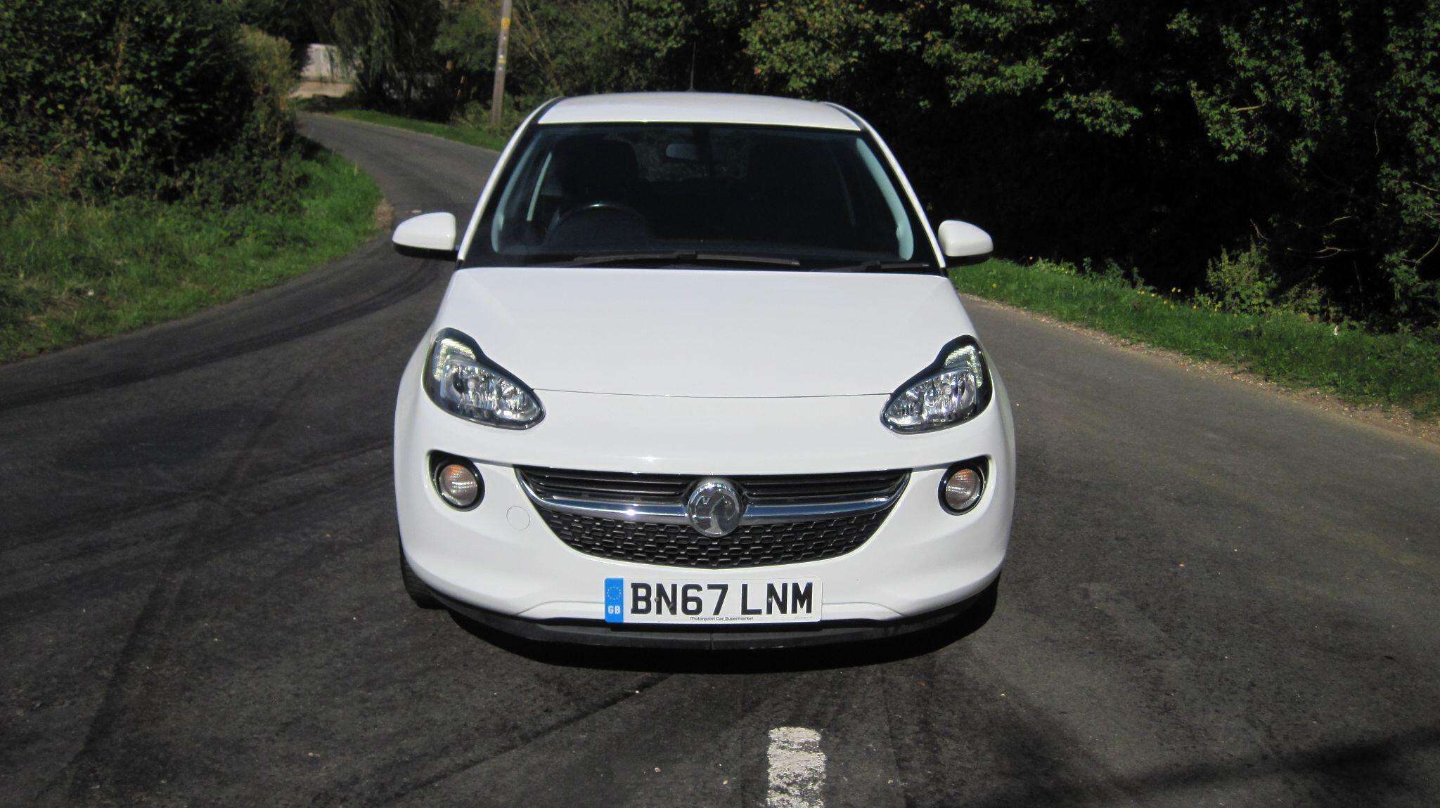 A 2017 VAUXHALL ADAM 1.4i SLAM Euro 6 3dr A 2017 VAUXHALL ADAM 1.4i SLAM Euro 6 3dr