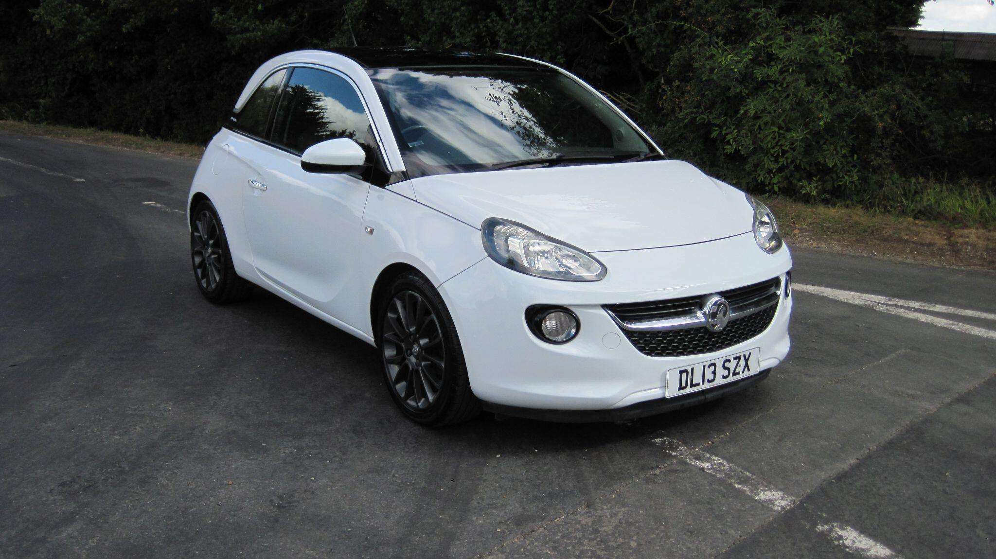 A 2013 VAUXHALL ADAM 1.2 16v GLAM Euro 5 3dr (5 Seat) A 2013 VAUXHALL ADAM 1.2 16v GLAM Euro 5 3dr (5 Seat)