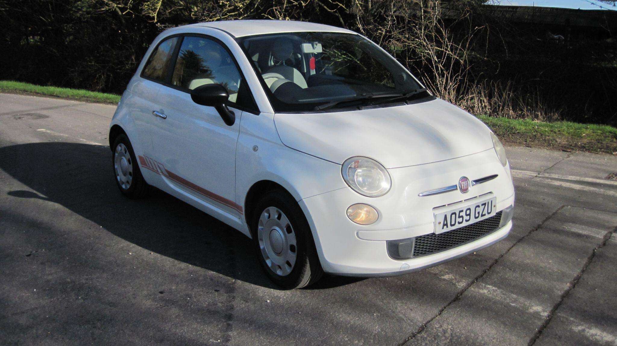 A 2009 FIAT 500 1.2 Pop Euro 5 (s/s) 3dr A 2009 FIAT 500 1.2 Pop Euro 5 (s/s) 3dr