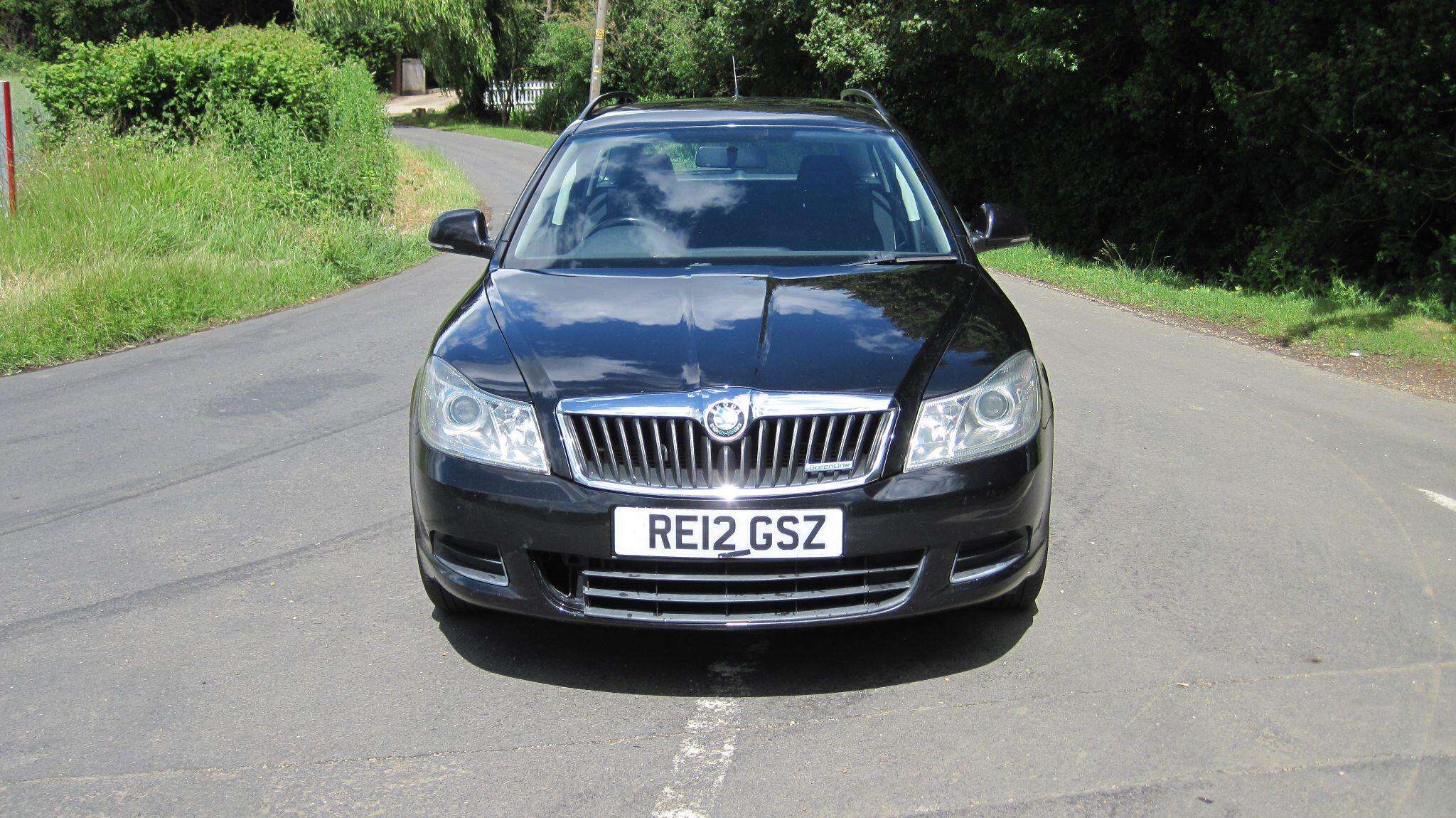 A 2012 SKODA OCTAVIA 1.6 TDI GreenLine II Euro 5 (s/s) 5dr A 2012 SKODA OCTAVIA 1.6 TDI GreenLine II Euro 5 (s/s) 5dr