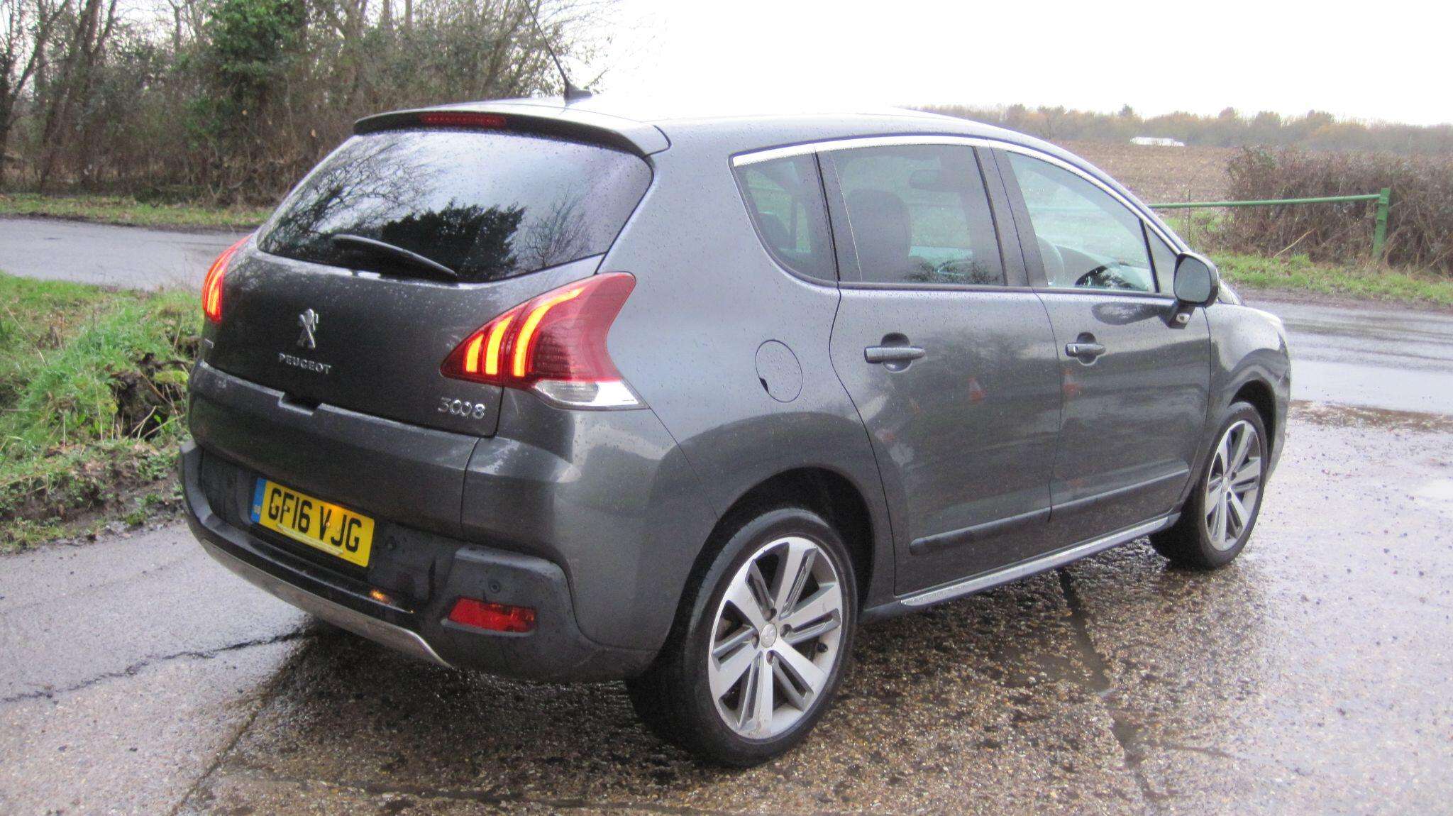 2016 PEUGEOT 3008 2016 PEUGEOT 3008