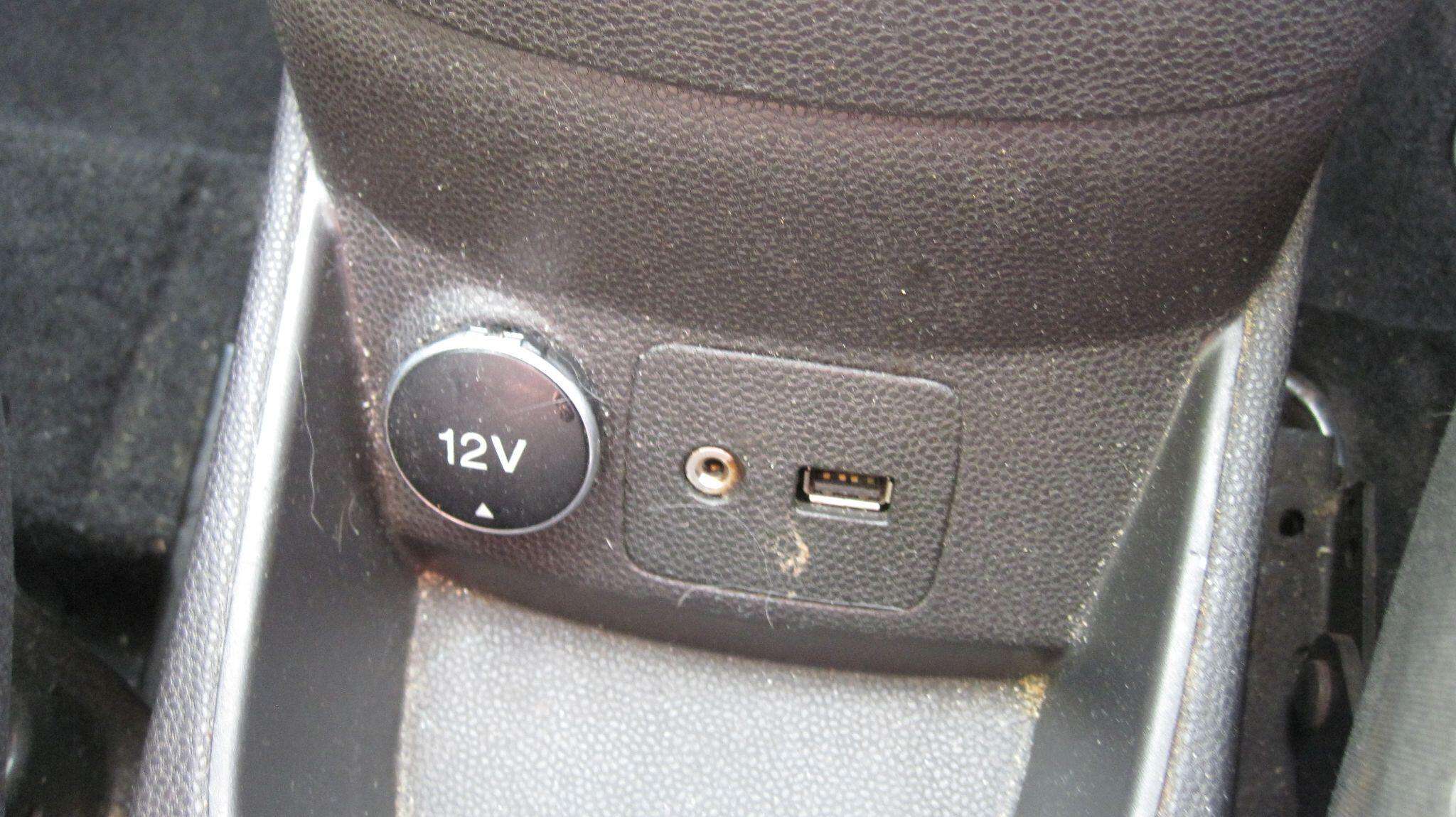 2015 FORD FIESTA 2015 FORD FIESTA