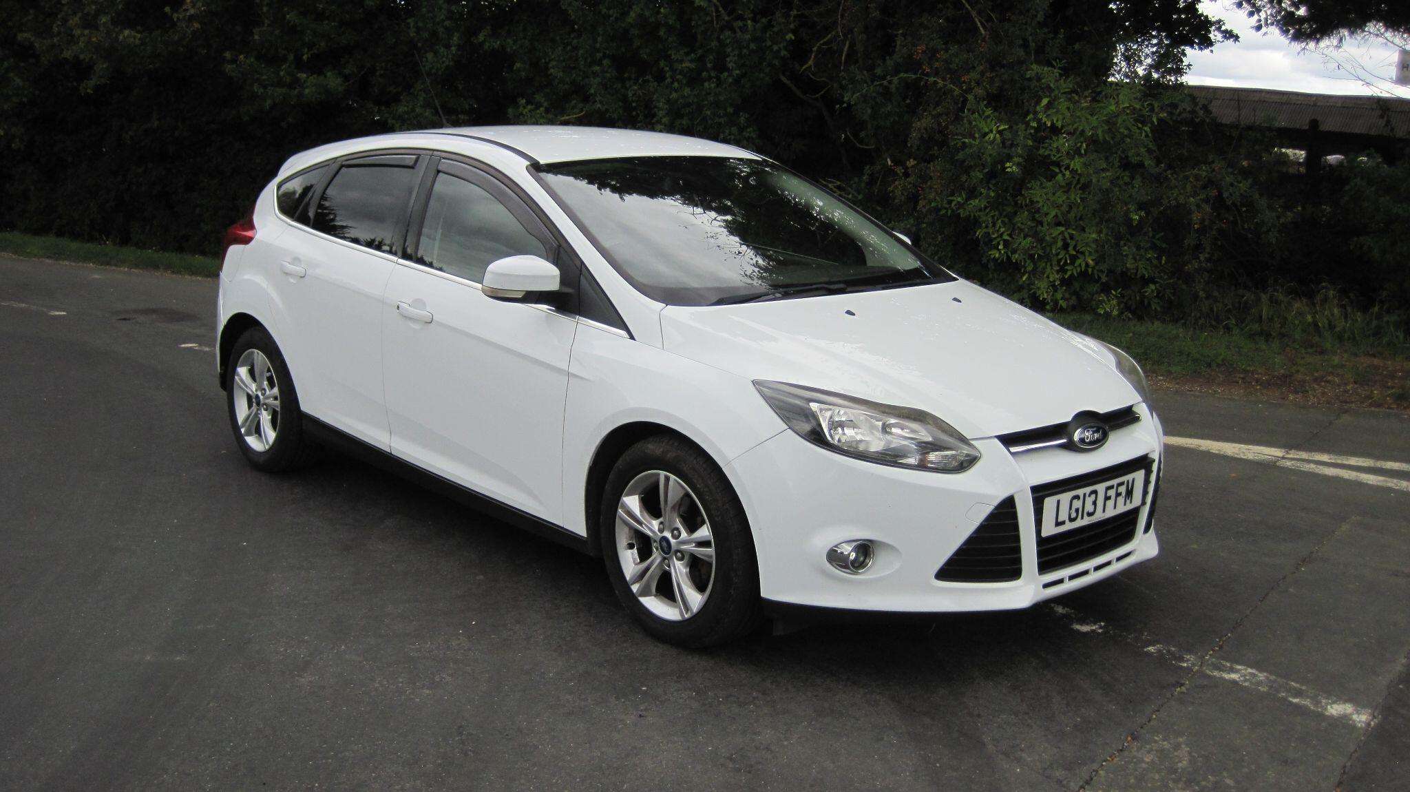 A 2013 FORD FOCUS 1.6 TDCi Zetec Euro 5 (s/s) 5dr A 2013 FORD FOCUS 1.6 TDCi Zetec Euro 5 (s/s) 5dr
