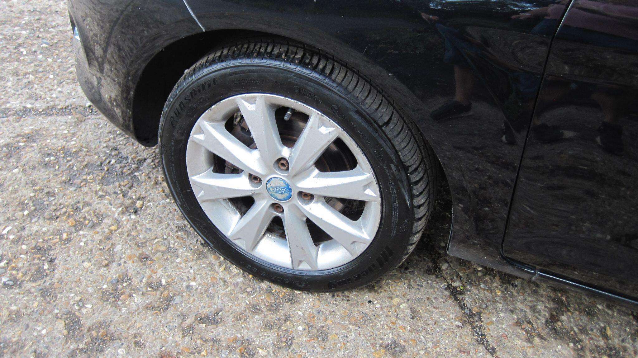 2011 FORD FIESTA 2011 FORD FIESTA