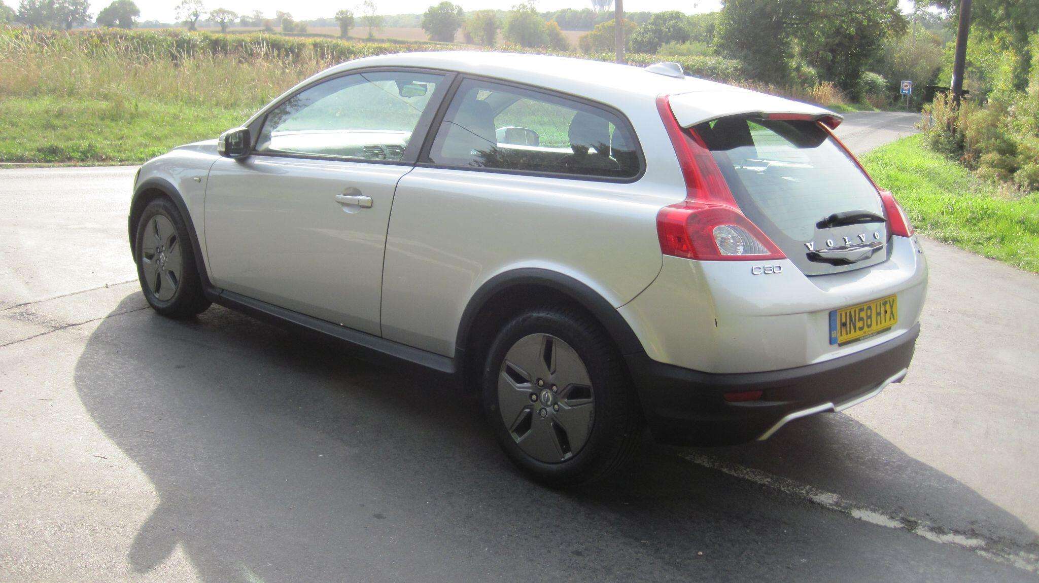 2009 VOLVO C30 2009 VOLVO C30