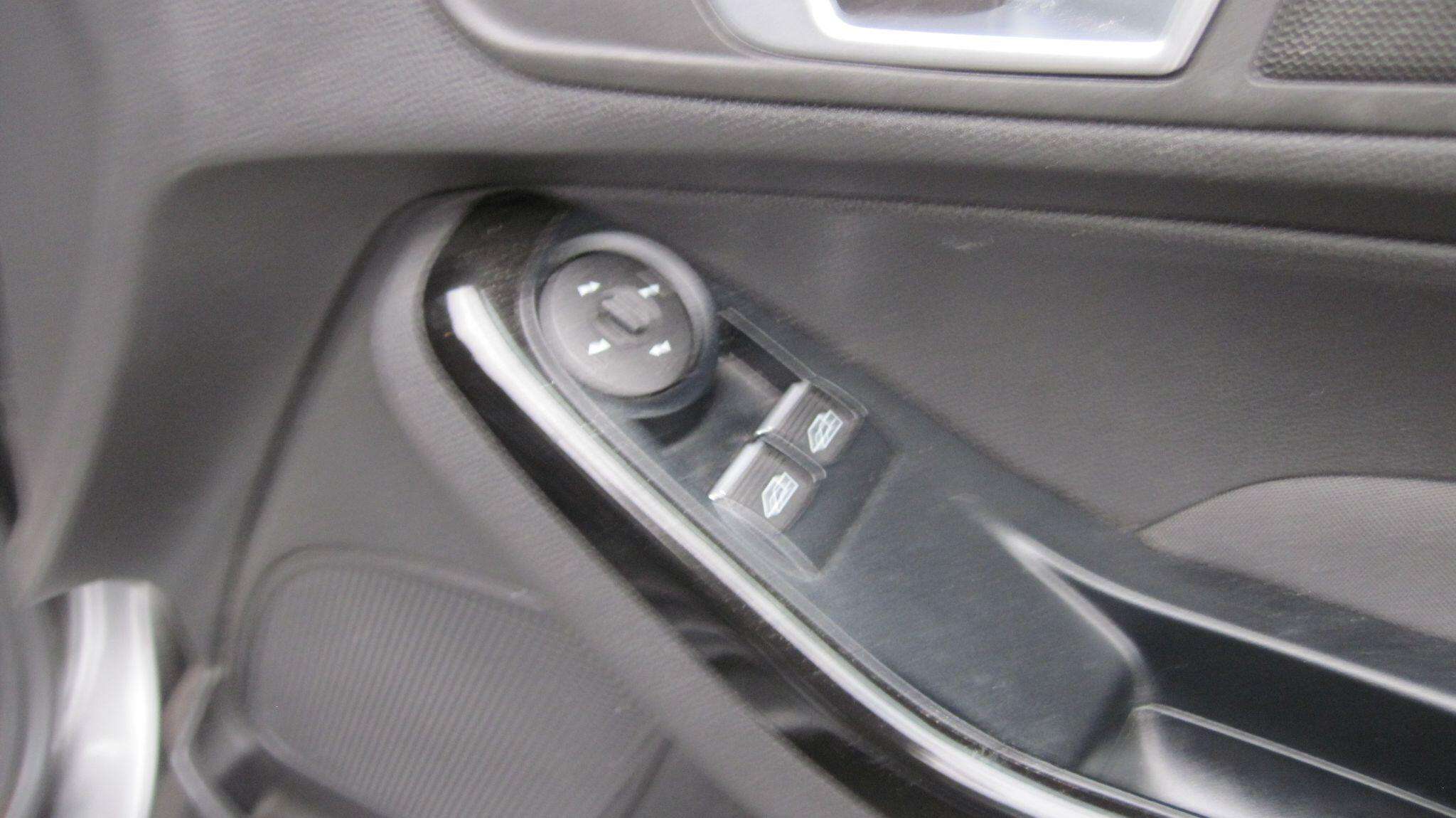 2017 FORD FIESTA 2017 FORD FIESTA
