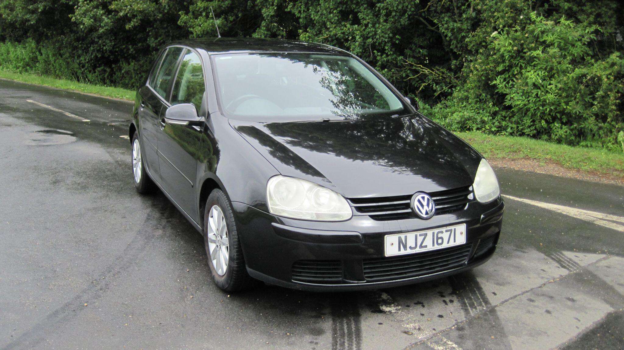 A 2007 VOLKSWAGEN GOLF 1.6 FSI Match 5dr A 2007 VOLKSWAGEN GOLF 1.6 FSI Match 5dr
