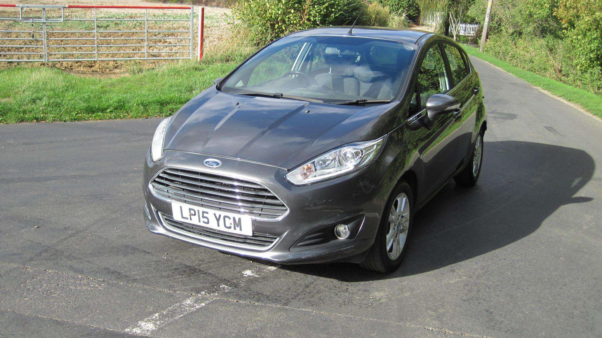 A 2015 FORD FIESTA 1.25 Zetec Euro 6 5dr A 2015 FORD FIESTA 1.25 Zetec Euro 6 5dr