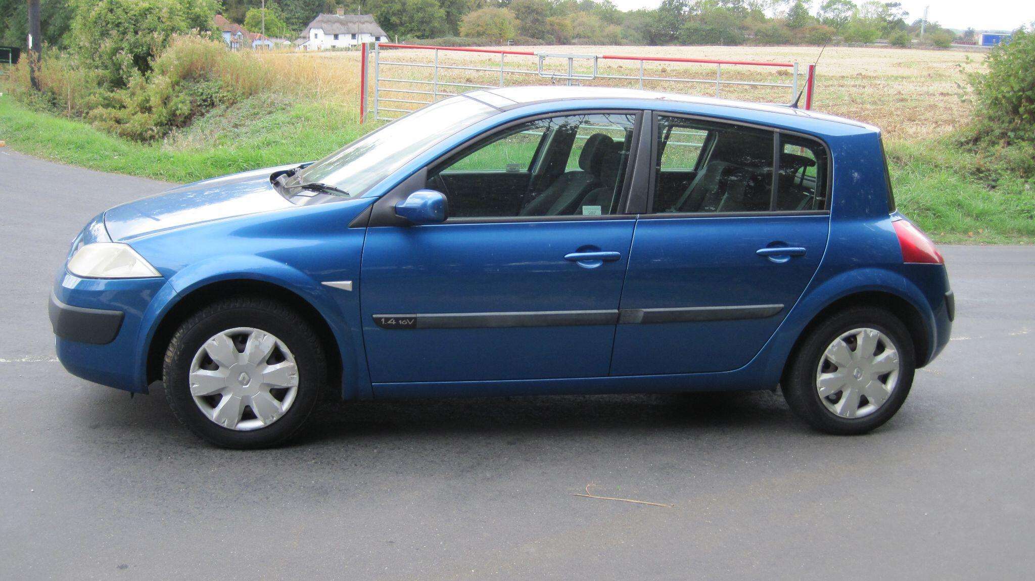 2005 RENAULT MEGANE 2005 RENAULT MEGANE