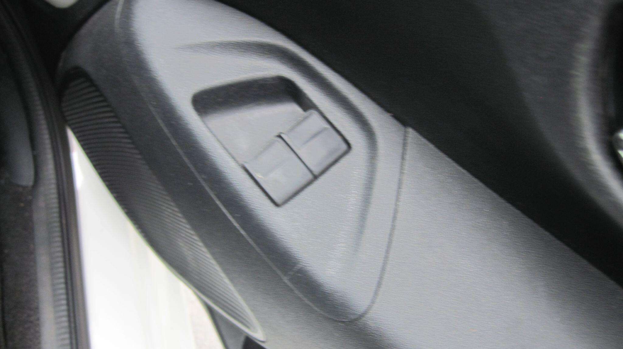 2016 PEUGEOT 108 2016 PEUGEOT 108