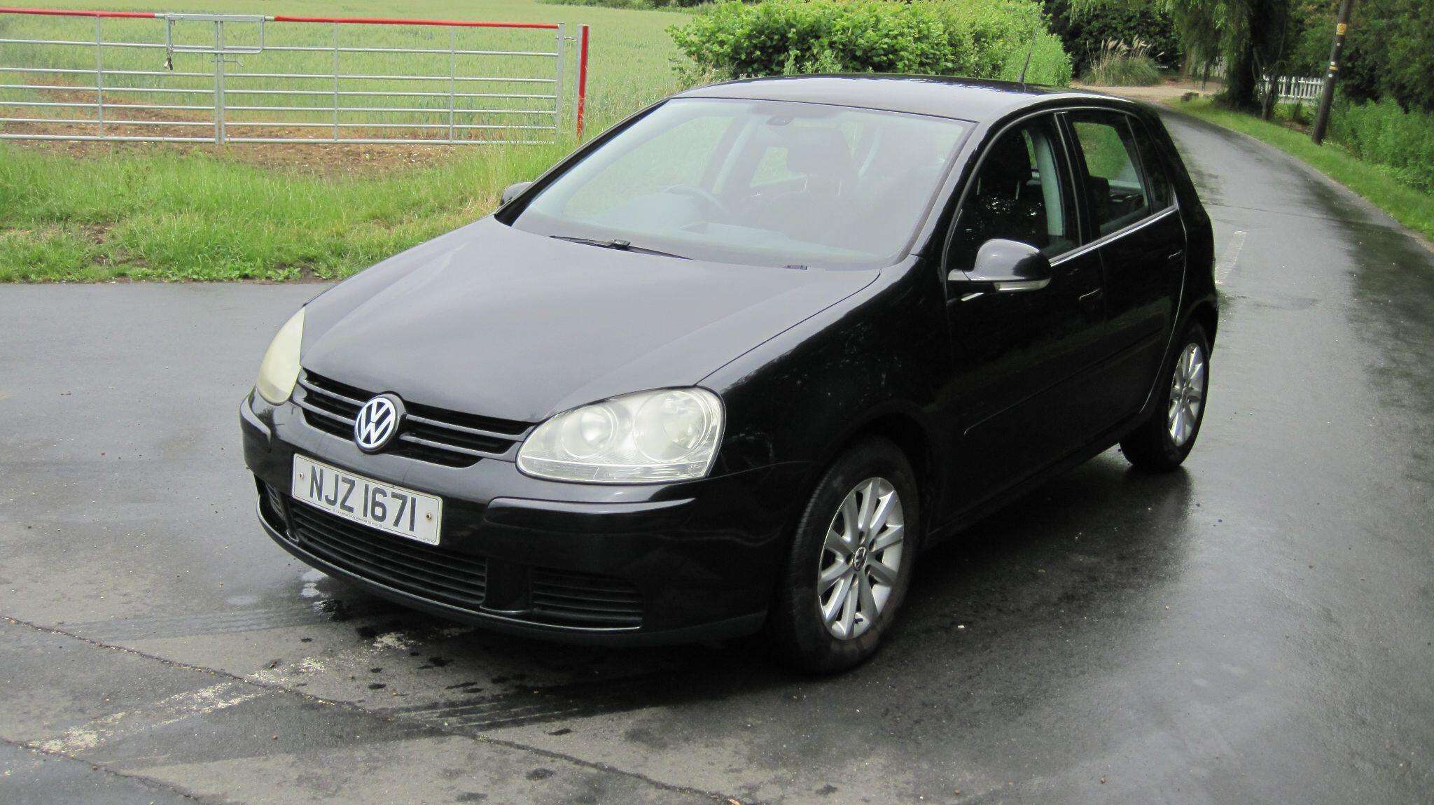 A 2007 VOLKSWAGEN GOLF 1.6 FSI Match 5dr A 2007 VOLKSWAGEN GOLF 1.6 FSI Match 5dr