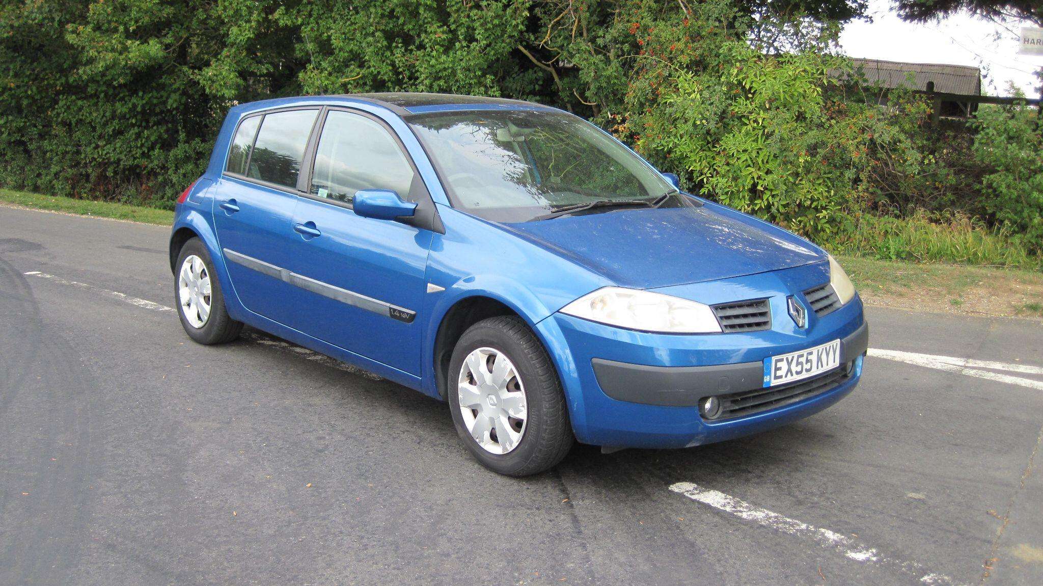 A 2005 RENAULT MEGANE 1.4 16v Oasis 5dr A 2005 RENAULT MEGANE 1.4 16v Oasis 5dr