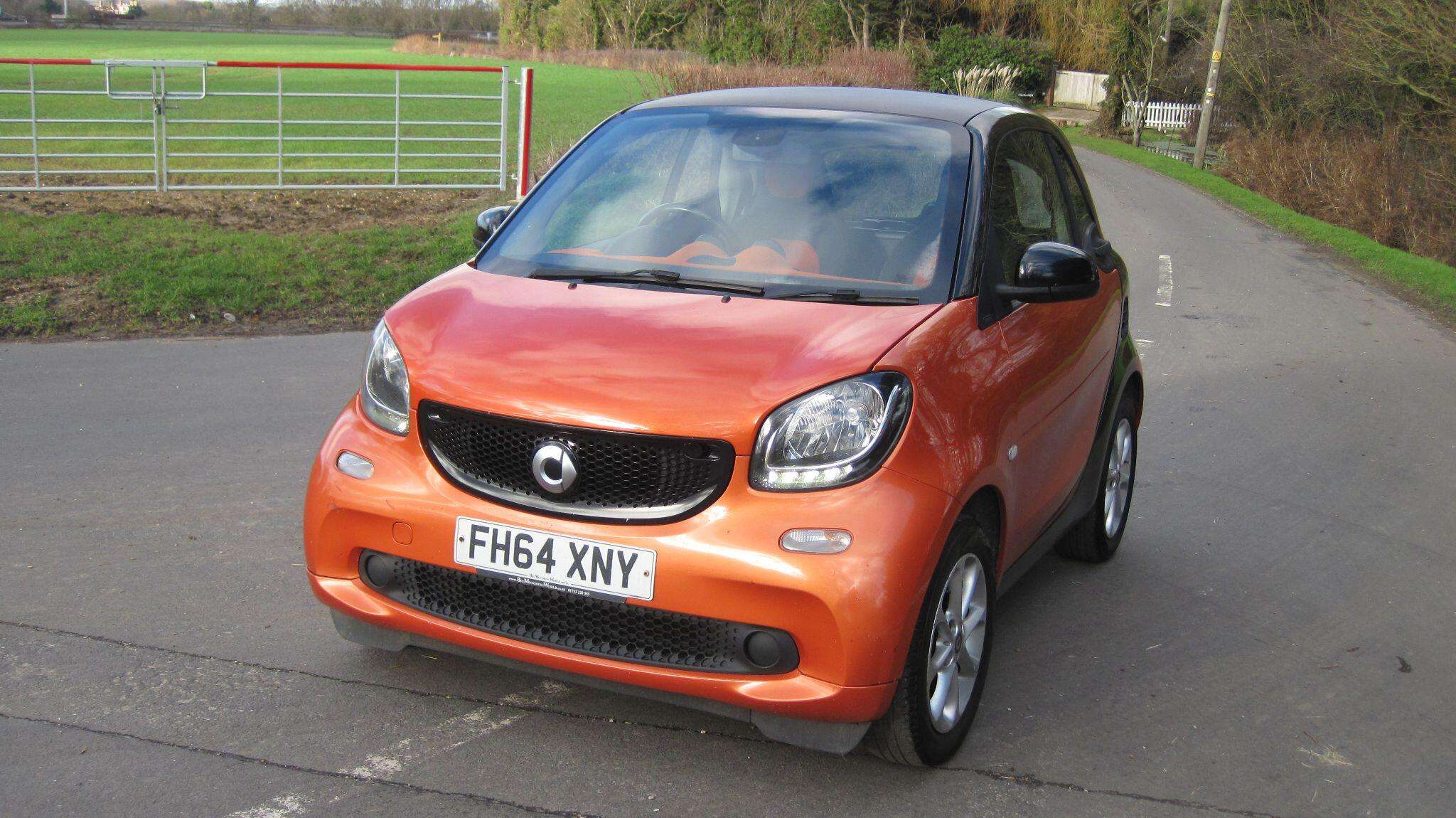 A 2015 SMART FORTWO 1.0 Passion Euro 6 (s/s) 2dr A 2015 SMART FORTWO 1.0 Passion Euro 6 (s/s) 2dr