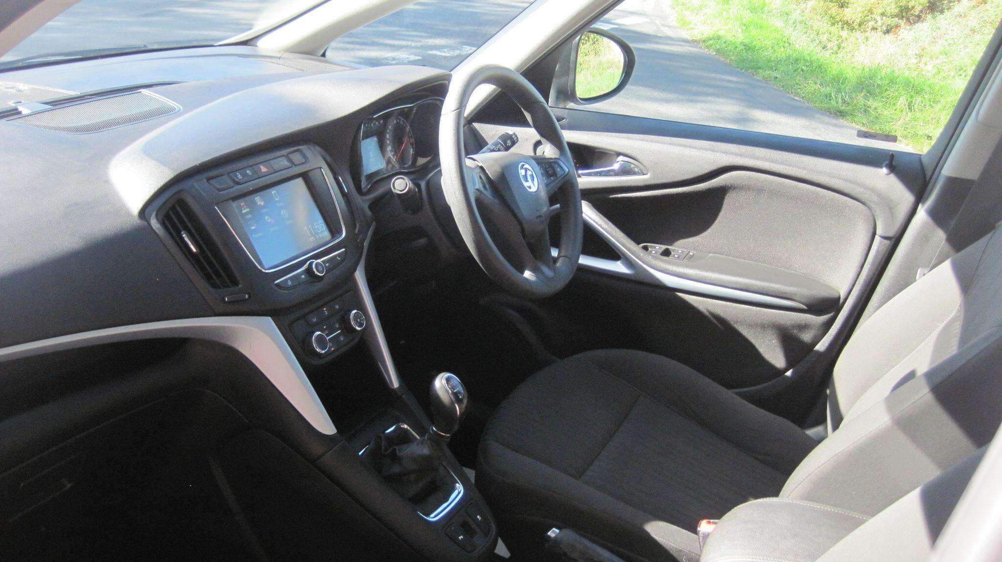 2017 VAUXHALL ZAFIRA TOURER 2017 VAUXHALL ZAFIRA TOURER