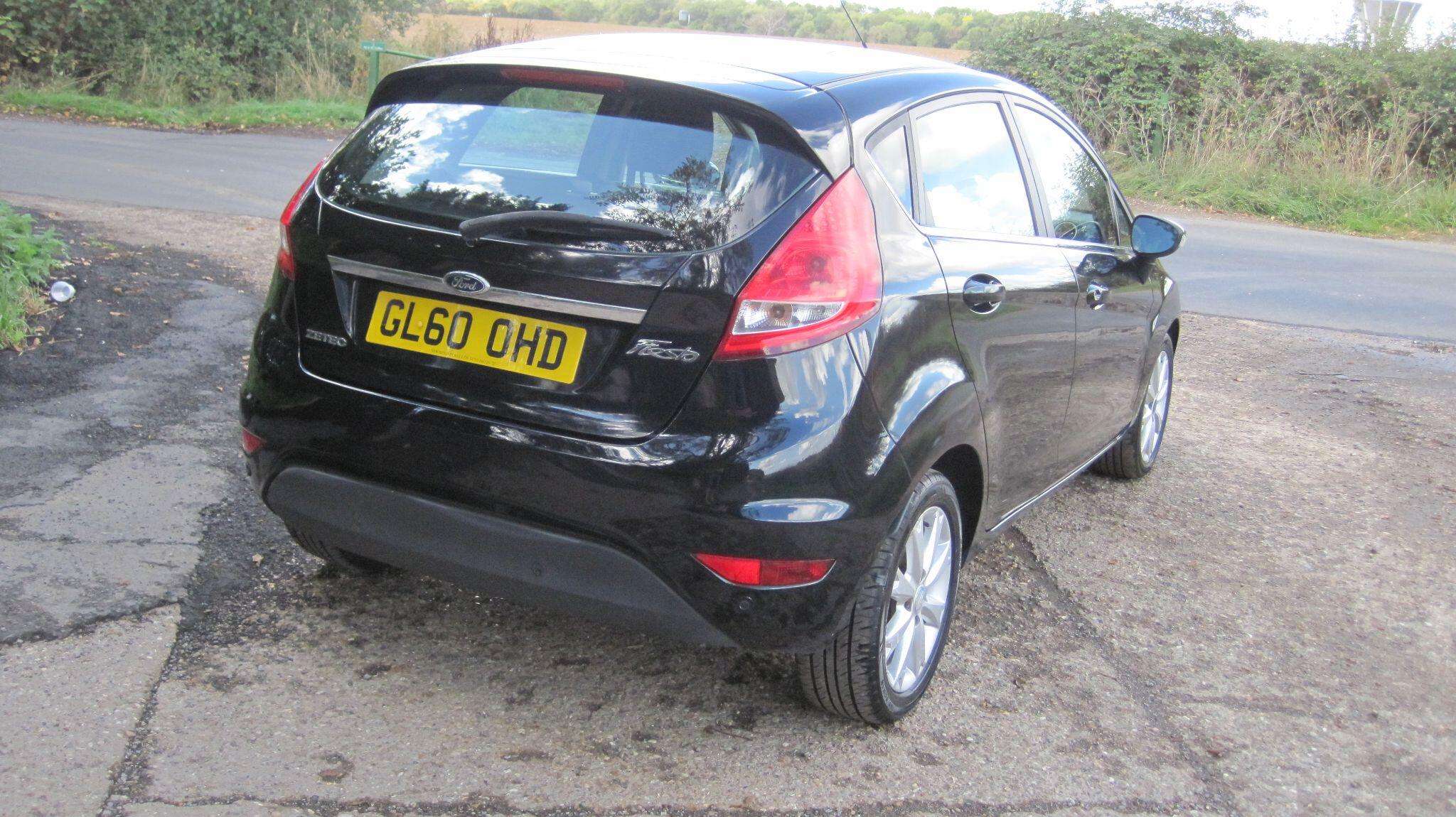 2011 FORD FIESTA 2011 FORD FIESTA