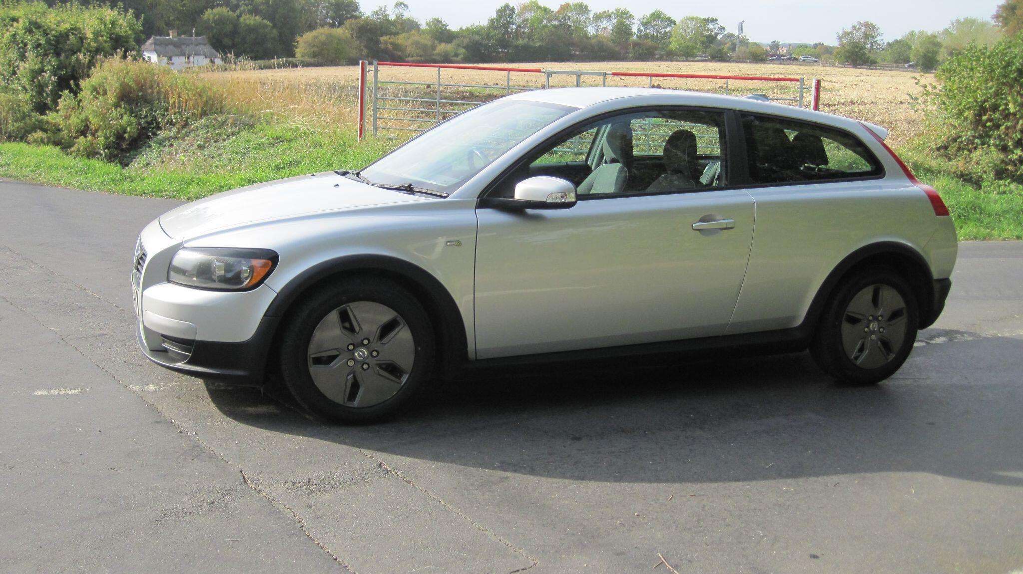 2009 VOLVO C30 2009 VOLVO C30