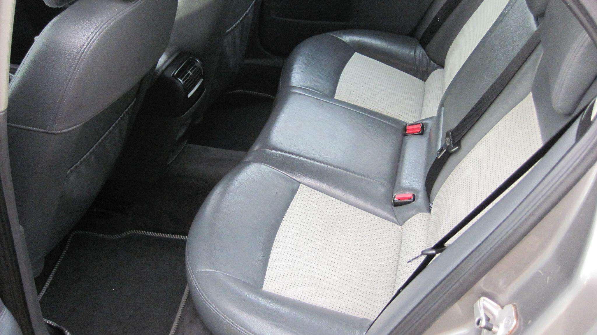 2004 SAAB 9-3 2004 SAAB 9-3