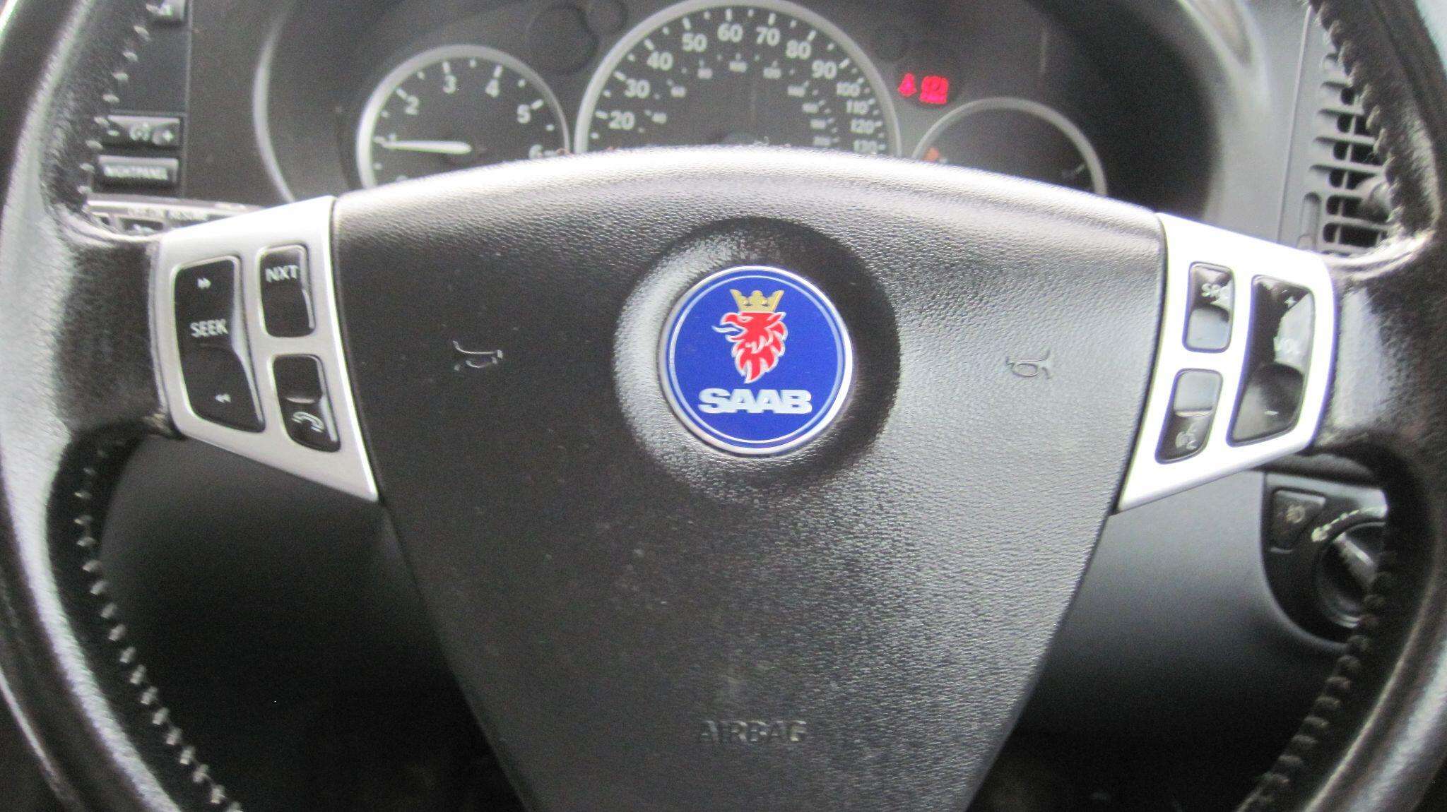 2004 SAAB 9-3 2004 SAAB 9-3