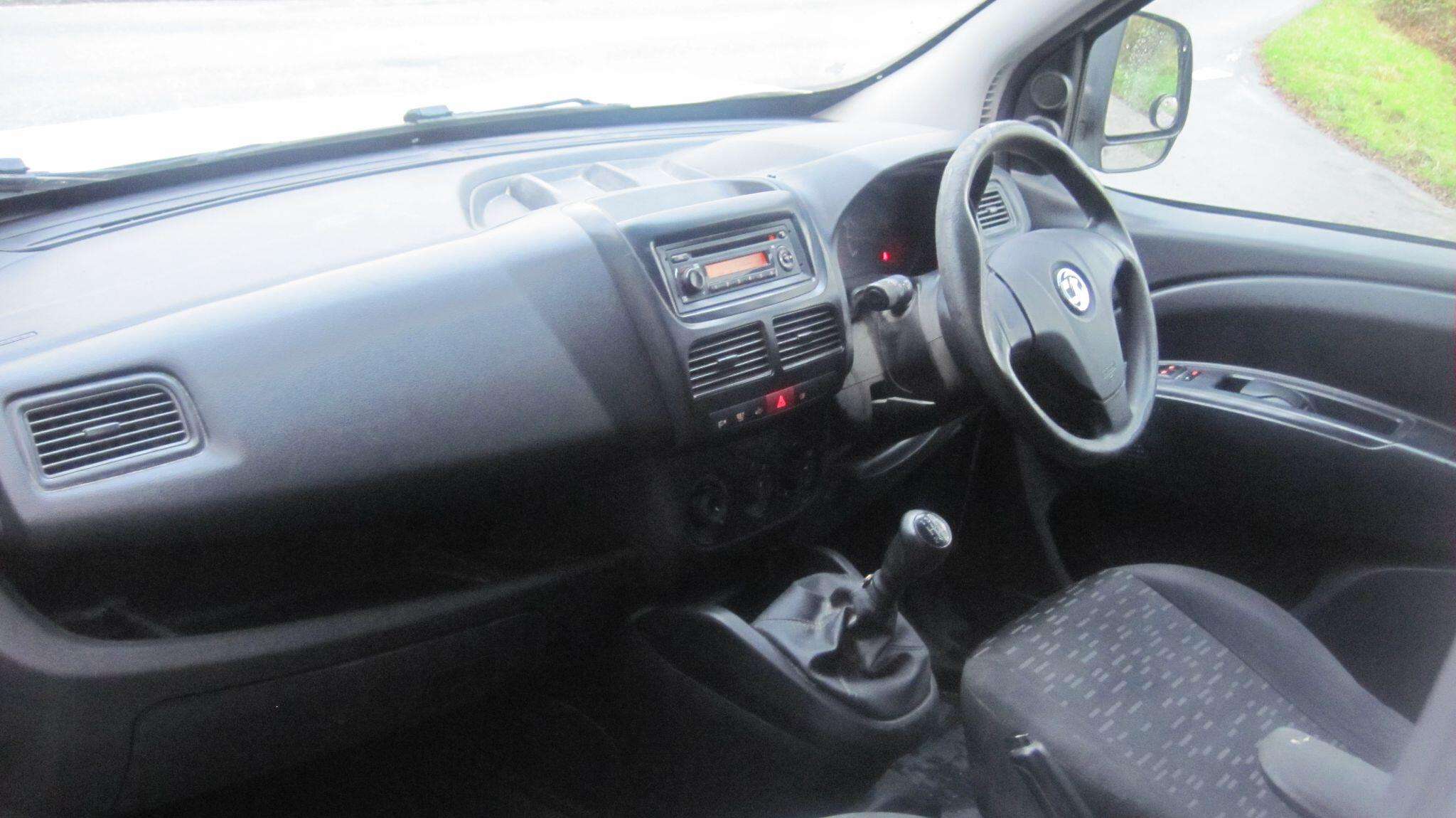 2015 VAUXHALL COMBO 2015 VAUXHALL COMBO
