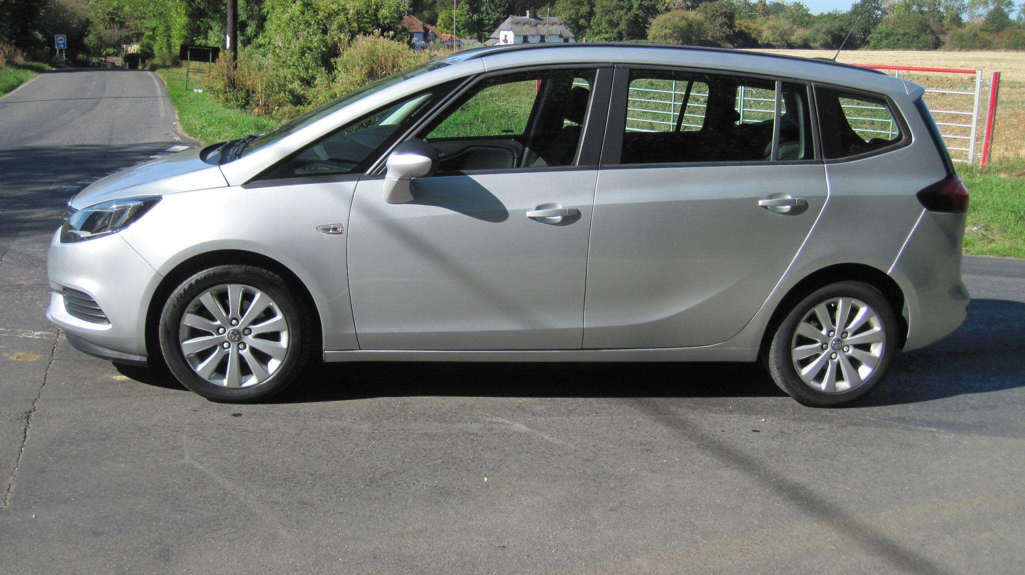 2017 VAUXHALL ZAFIRA TOURER 2017 VAUXHALL ZAFIRA TOURER