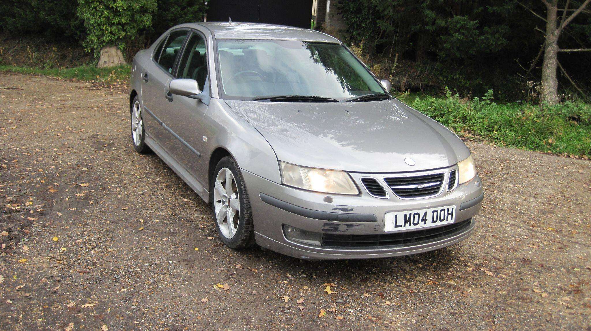 2004 SAAB 9-3 2004 SAAB 9-3