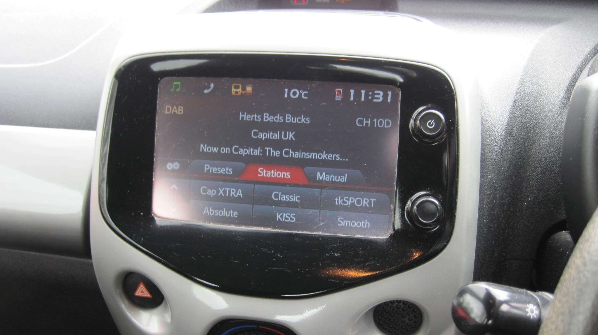 A 2014 CITROEN C1 1.0 VTi Feel Euro 5 5dr (Euro 5) A 2014 CITROEN C1 1.0 VTi Feel Euro 5 5dr (Euro 5)