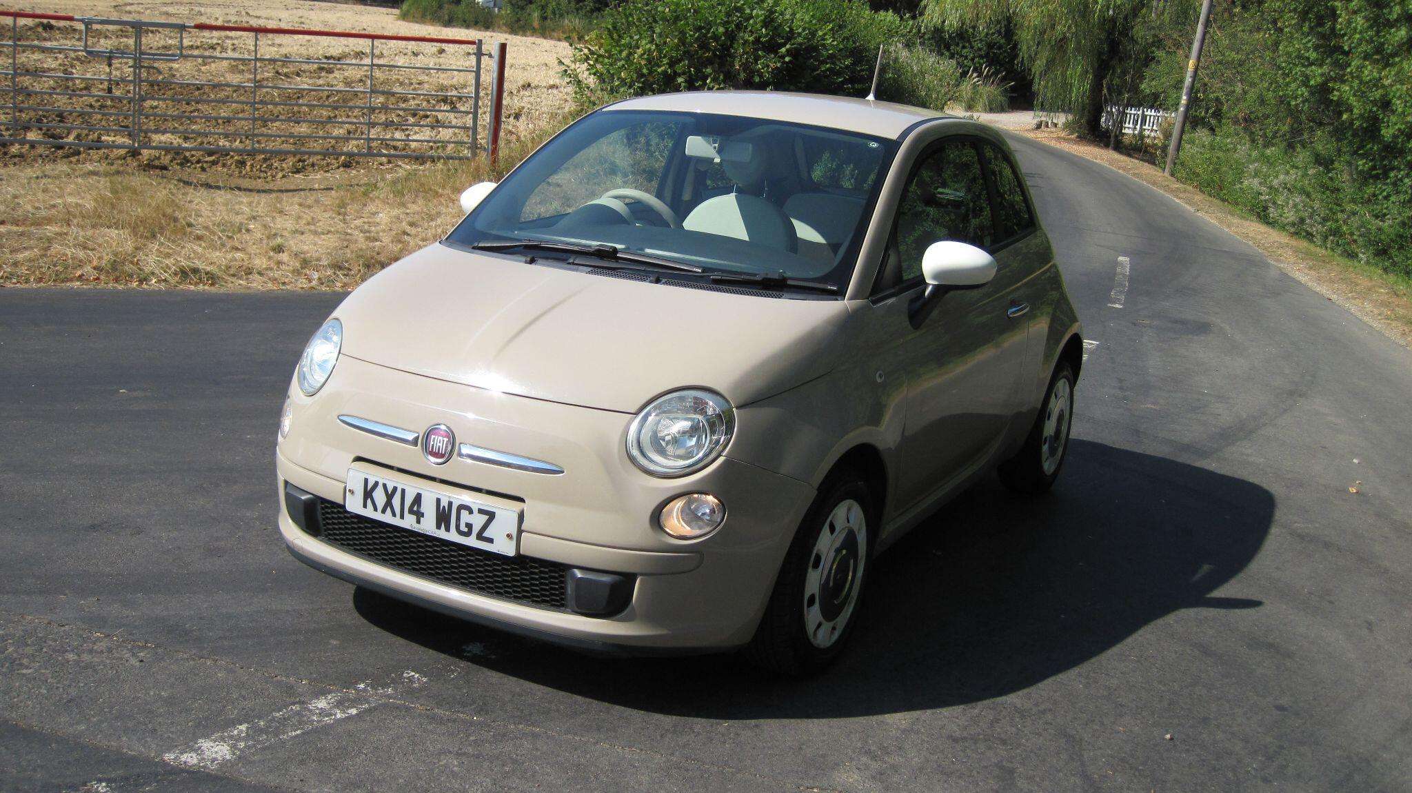 A 2014 FIAT 500 1.2 Colour Therapy Euro 6 (s/s) 3dr A 2014 FIAT 500 1.2 Colour Therapy Euro 6 (s/s) 3dr