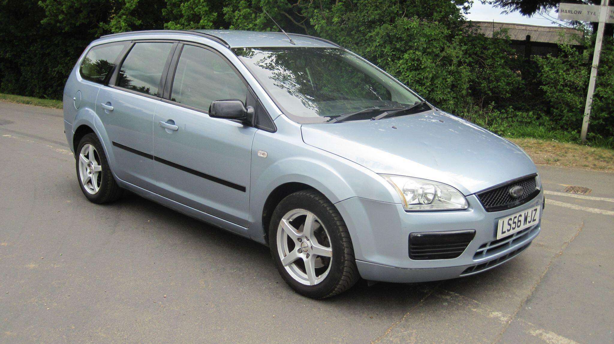 A 2006 FORD FOCUS 1.6 LX 5dr A 2006 FORD FOCUS 1.6 LX 5dr