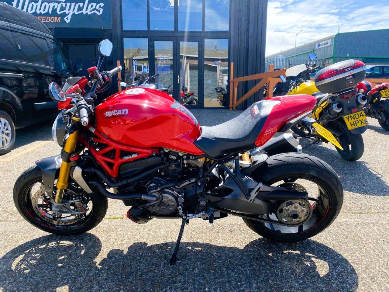 2017 DUCATI MONSTER 1200 2017 DUCATI MONSTER 1200