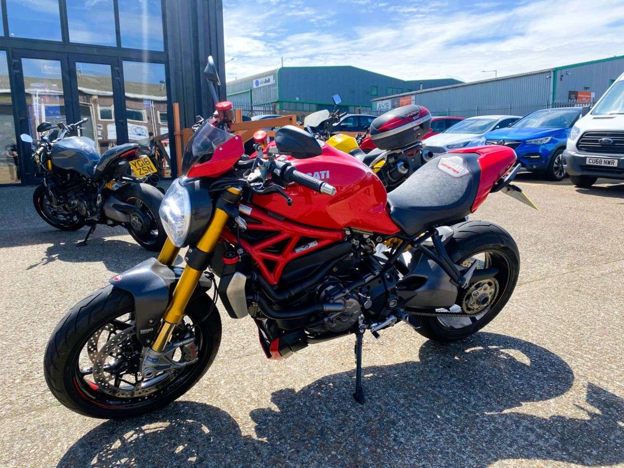 2017 DUCATI MONSTER 1200 2017 DUCATI MONSTER 1200