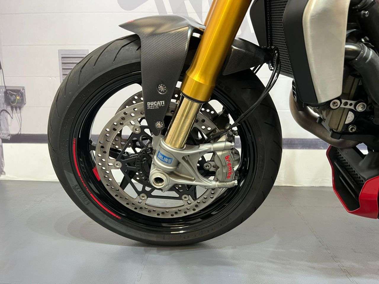 2017 DUCATI MONSTER 1200 2017 DUCATI MONSTER 1200