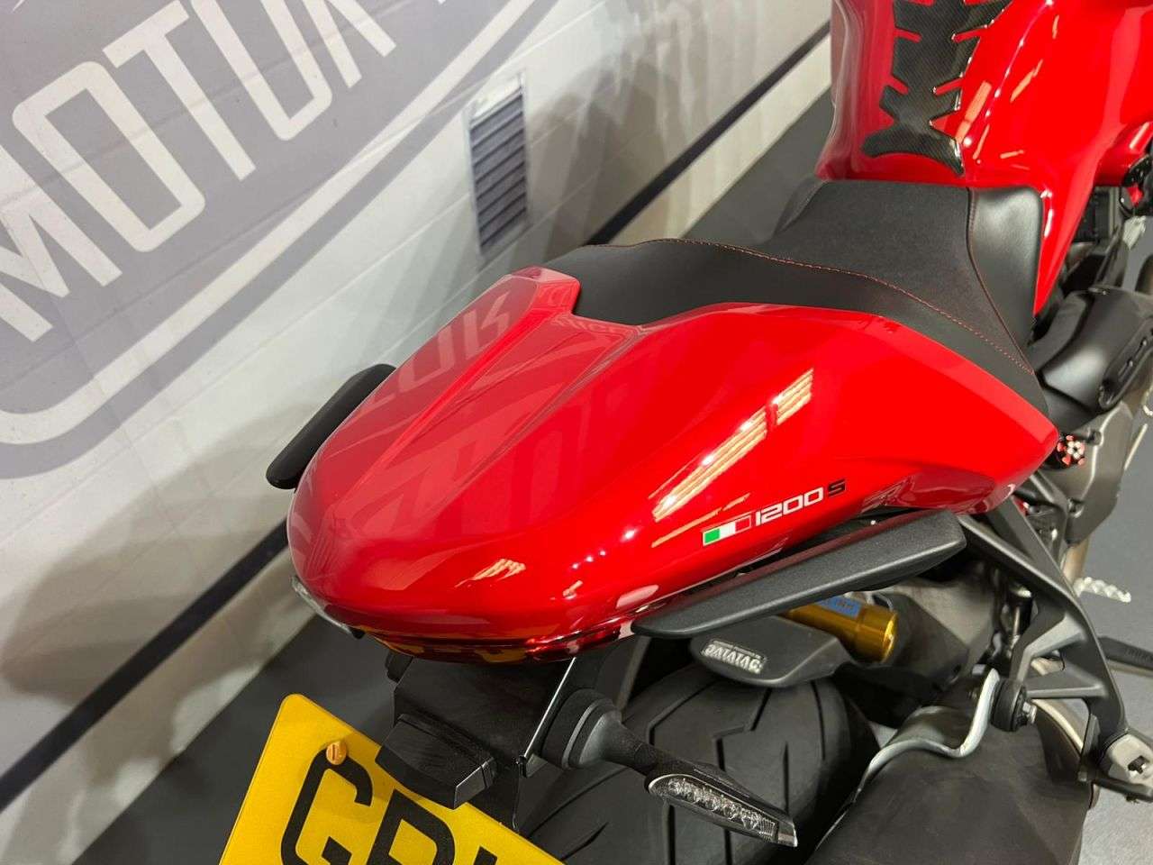 2017 DUCATI MONSTER 1200 2017 DUCATI MONSTER 1200