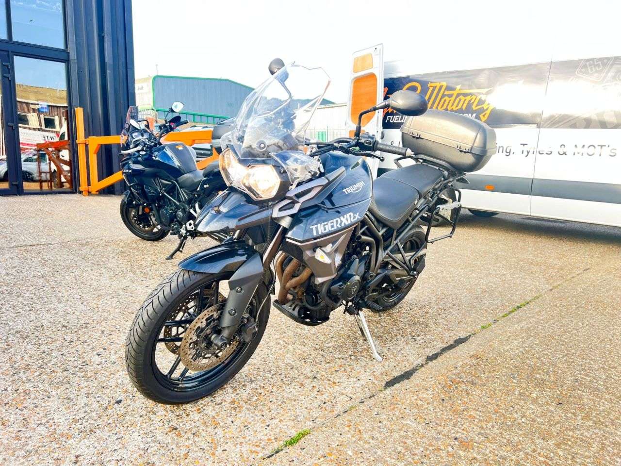 2016 TRIUMPH TIGER 800 2016 TRIUMPH TIGER 800