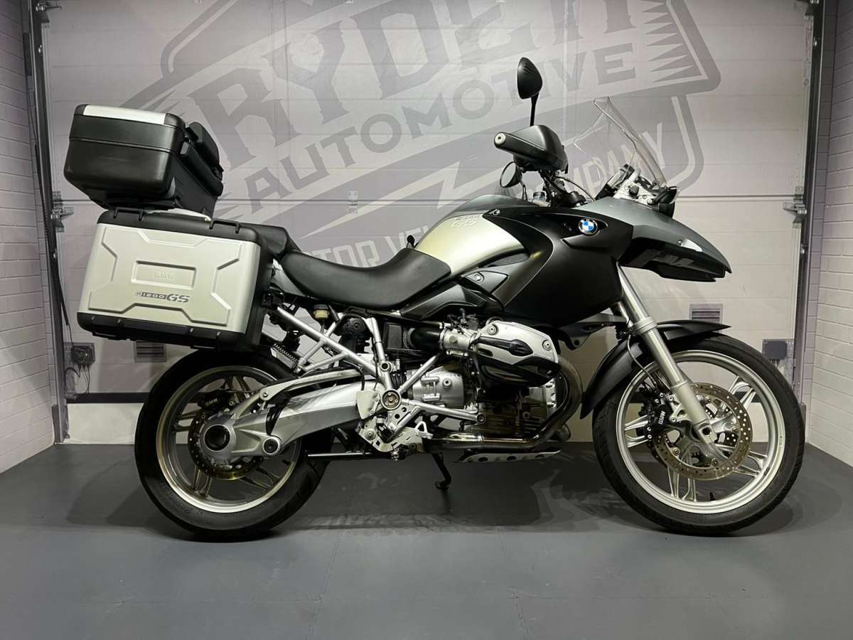 Check out this BMW R 1200 Gs 2007 Petrol Manual