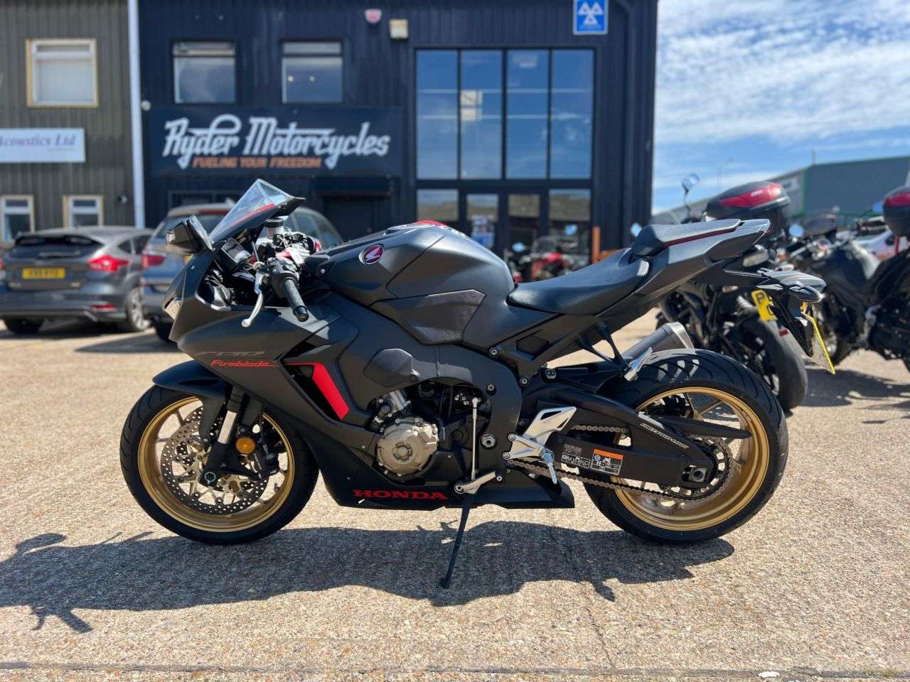 2018 HONDA CBR1000RR FIREBLADE 2018 HONDA CBR1000RR FIREBLADE