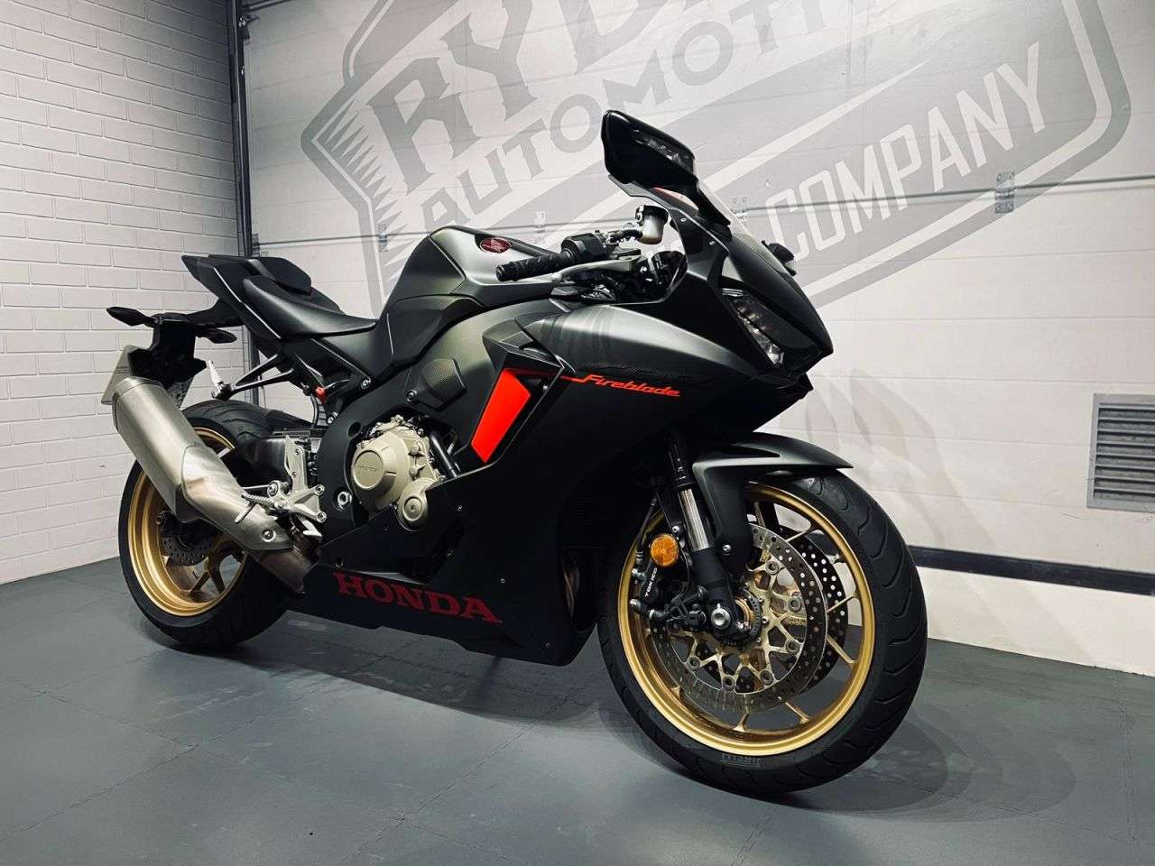 2018 HONDA CBR1000RR FIREBLADE 2018 HONDA CBR1000RR FIREBLADE