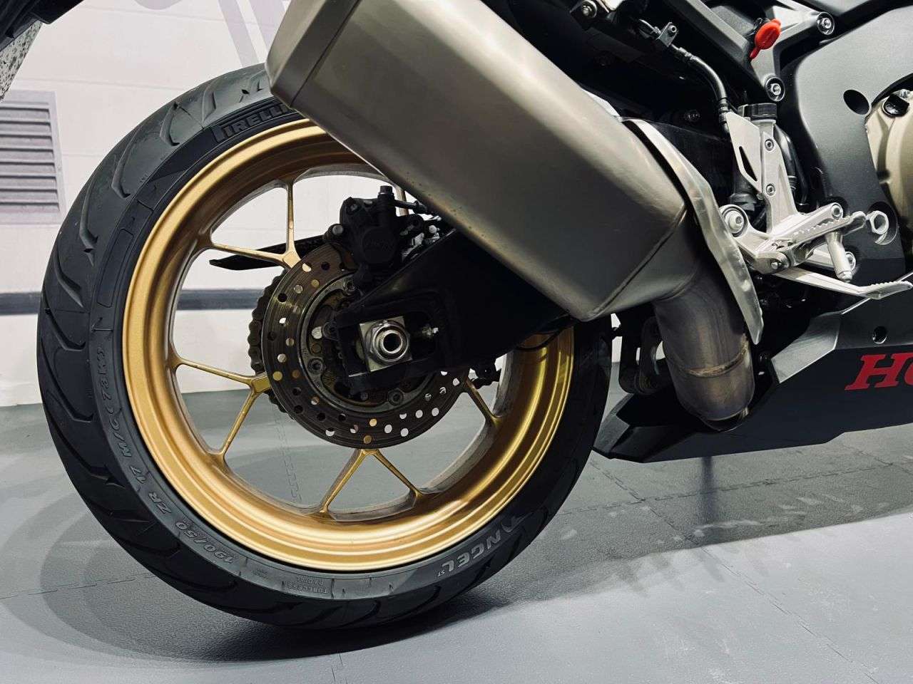 2018 HONDA CBR1000RR FIREBLADE 2018 HONDA CBR1000RR FIREBLADE