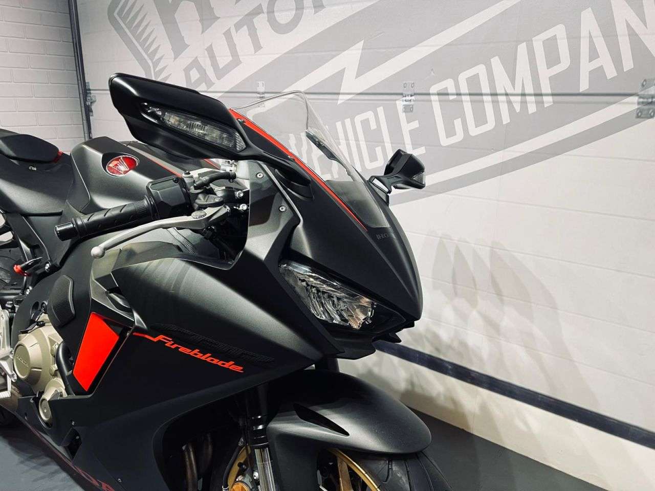 2018 HONDA CBR1000RR FIREBLADE 2018 HONDA CBR1000RR FIREBLADE