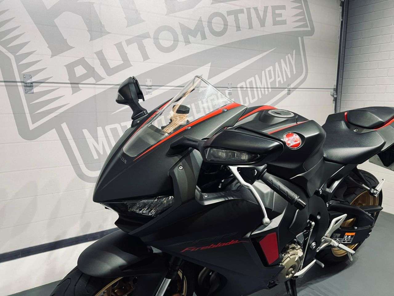 2018 HONDA CBR1000RR FIREBLADE 2018 HONDA CBR1000RR FIREBLADE