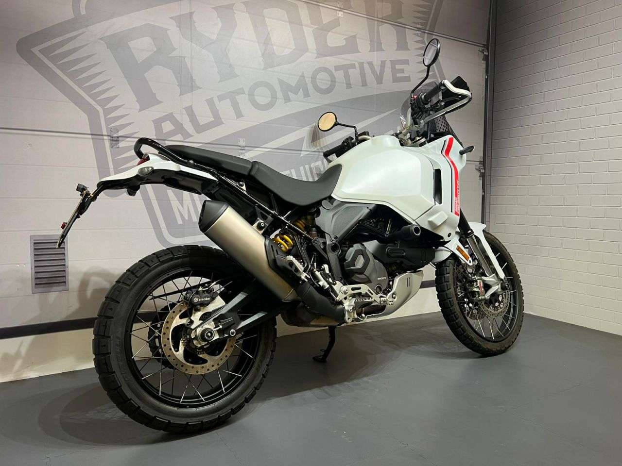 2023 DUCATI DESERTX 2023 DUCATI DESERTX