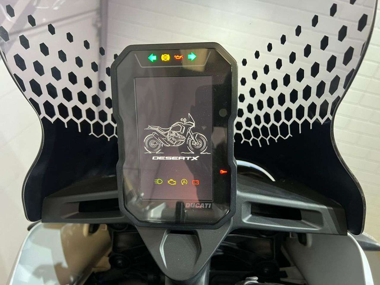 2023 DUCATI DESERTX 2023 DUCATI DESERTX