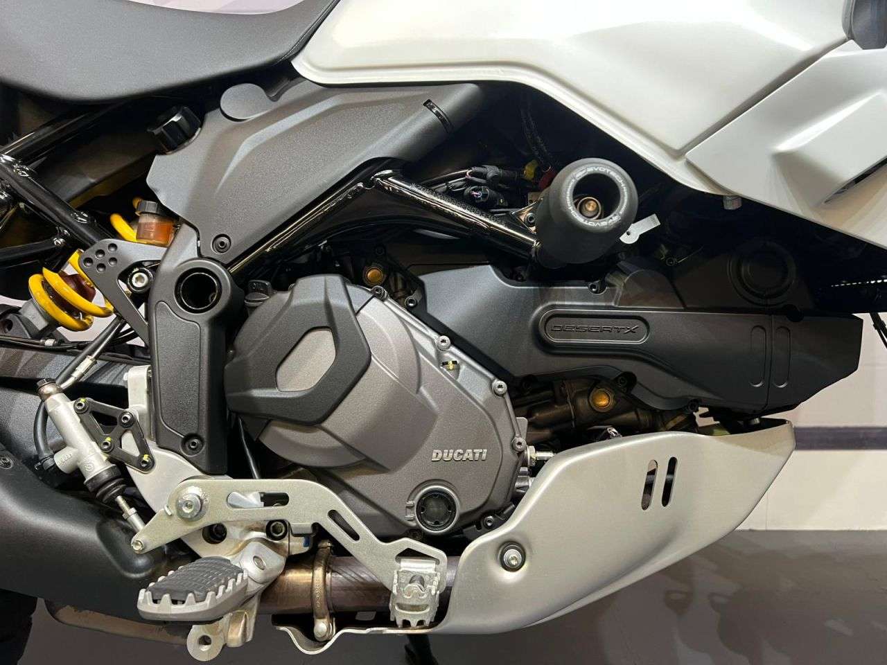 2023 DUCATI DESERTX 2023 DUCATI DESERTX
