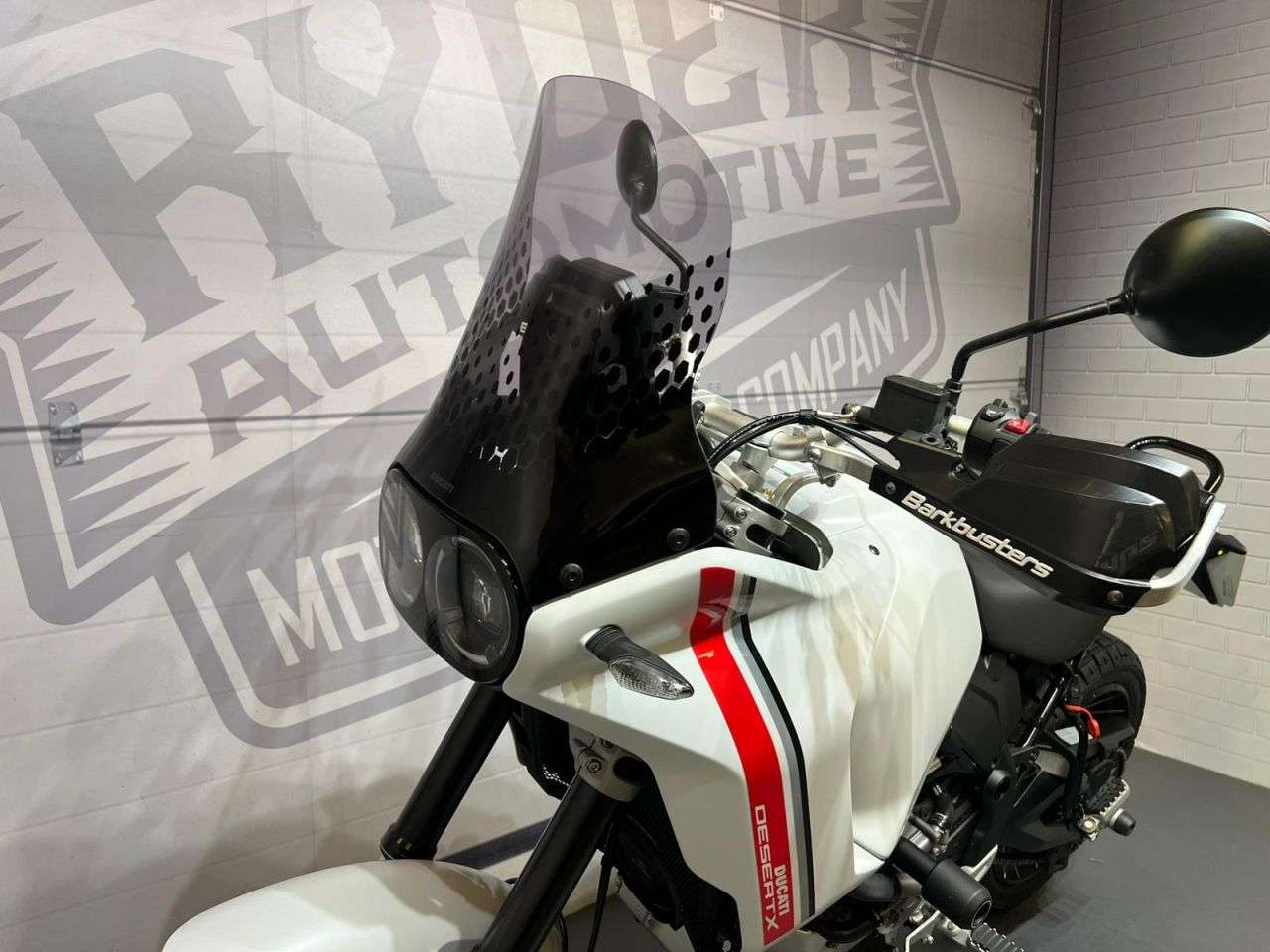 2023 DUCATI DESERTX 2023 DUCATI DESERTX