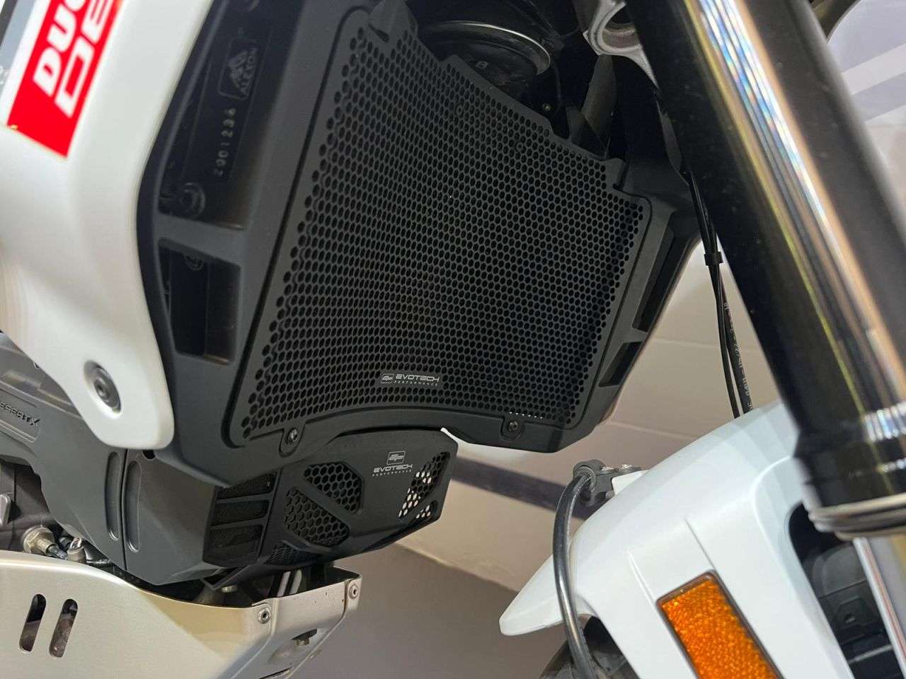 2023 DUCATI DESERTX 2023 DUCATI DESERTX