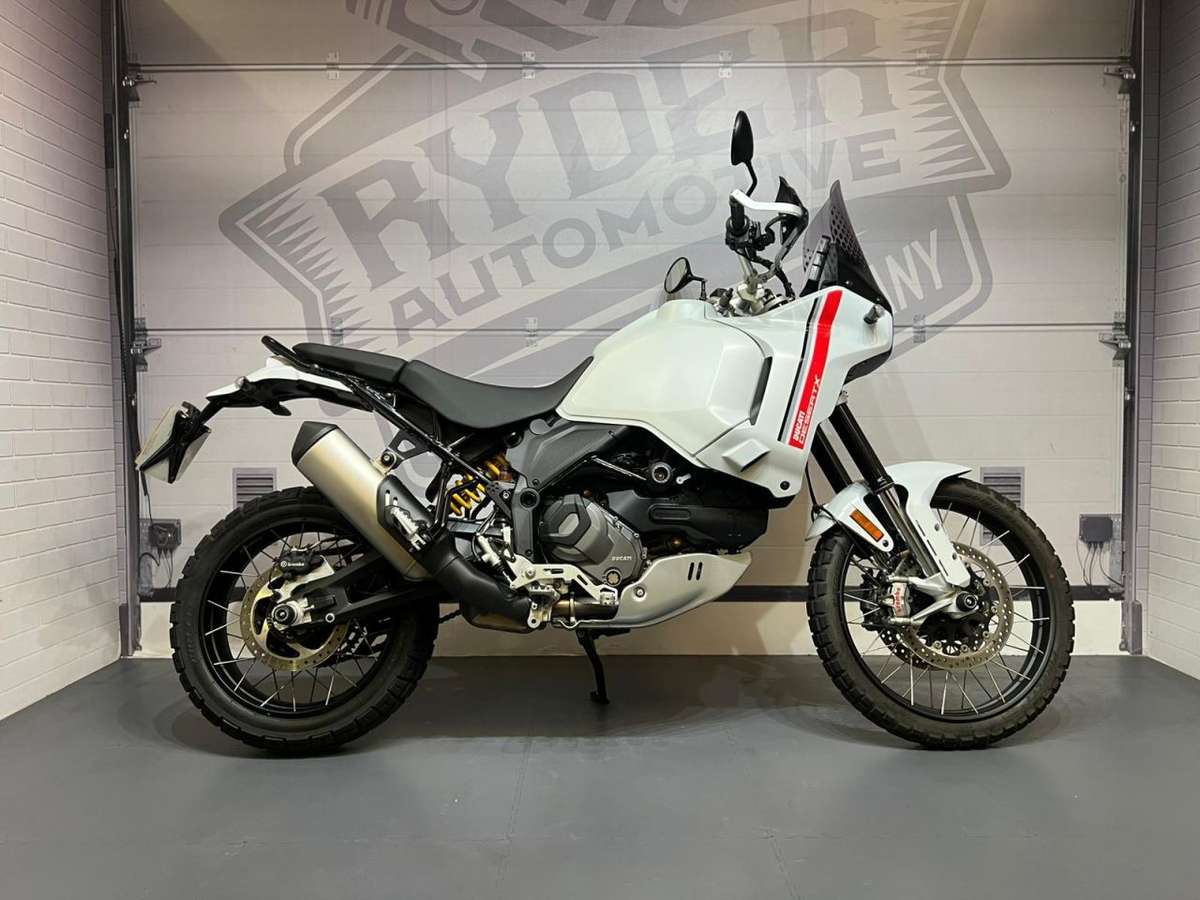 Check out this Ducati Desertx 2023 Petrol Manual