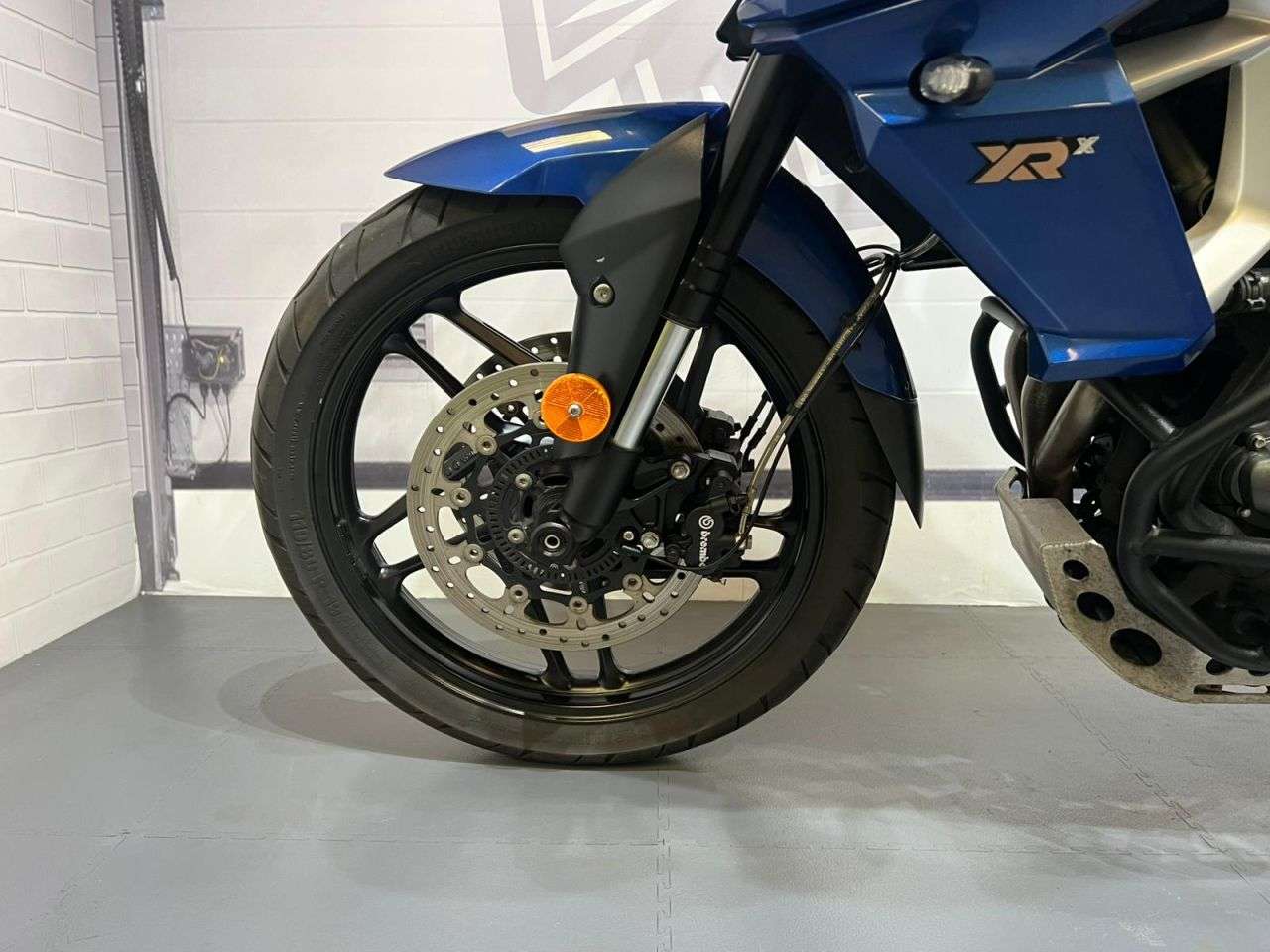 2019 TRIUMPH TIGER 800 2019 TRIUMPH TIGER 800