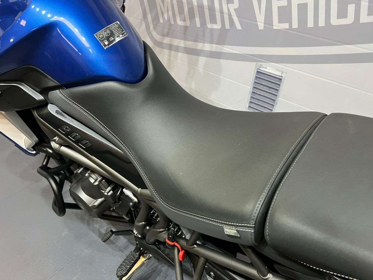 2019 TRIUMPH TIGER 800 2019 TRIUMPH TIGER 800