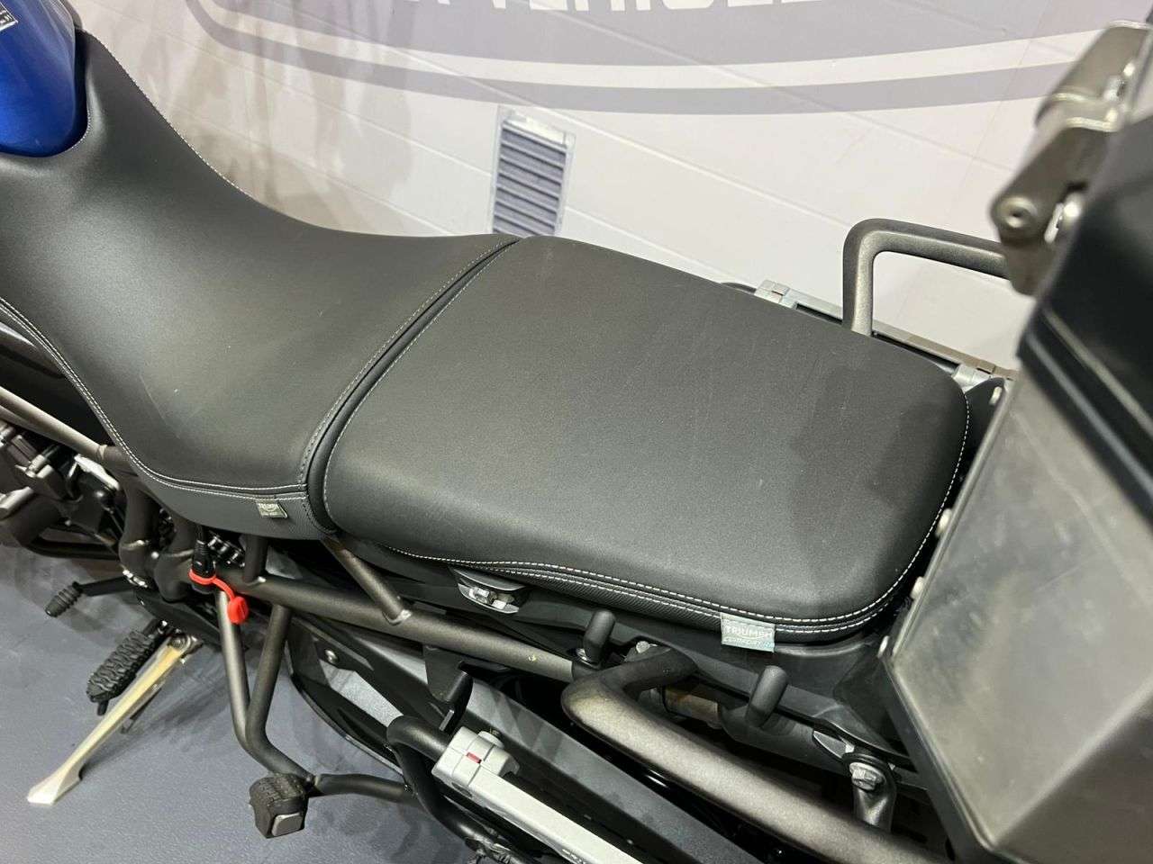 2019 TRIUMPH TIGER 800 2019 TRIUMPH TIGER 800