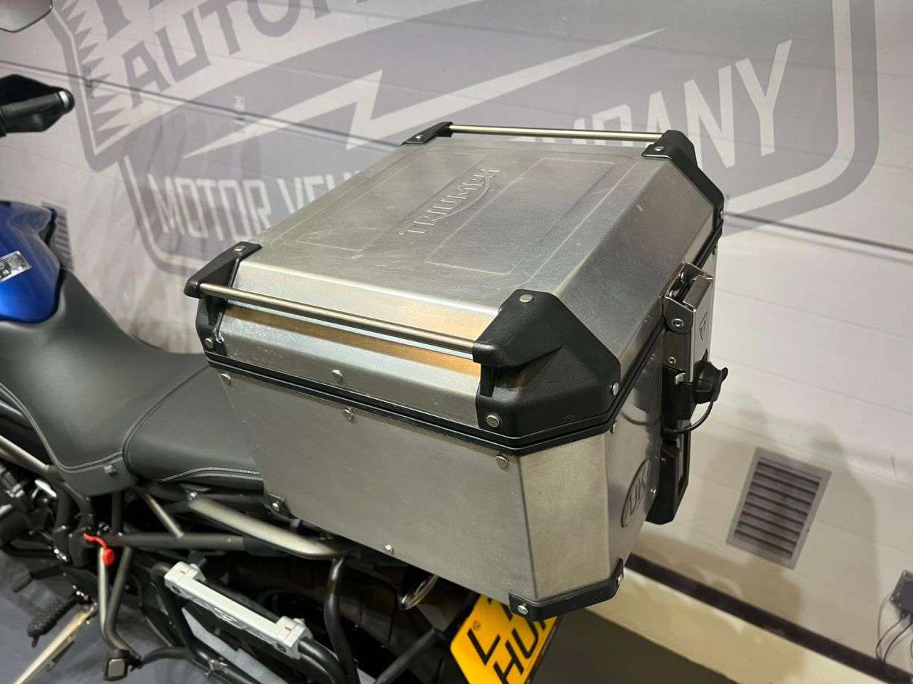 2019 TRIUMPH TIGER 800 2019 TRIUMPH TIGER 800